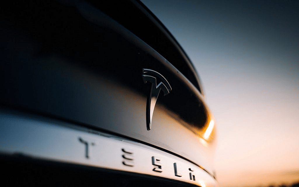 Tesla Model S Performance : vers l'infini et au-delà du