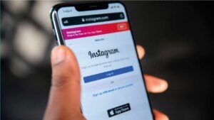 Pourquoi automatiser sa strategie Instagram en 2025 Pourquoi-automatiser-sa-stratégie-Instagram-en-2025