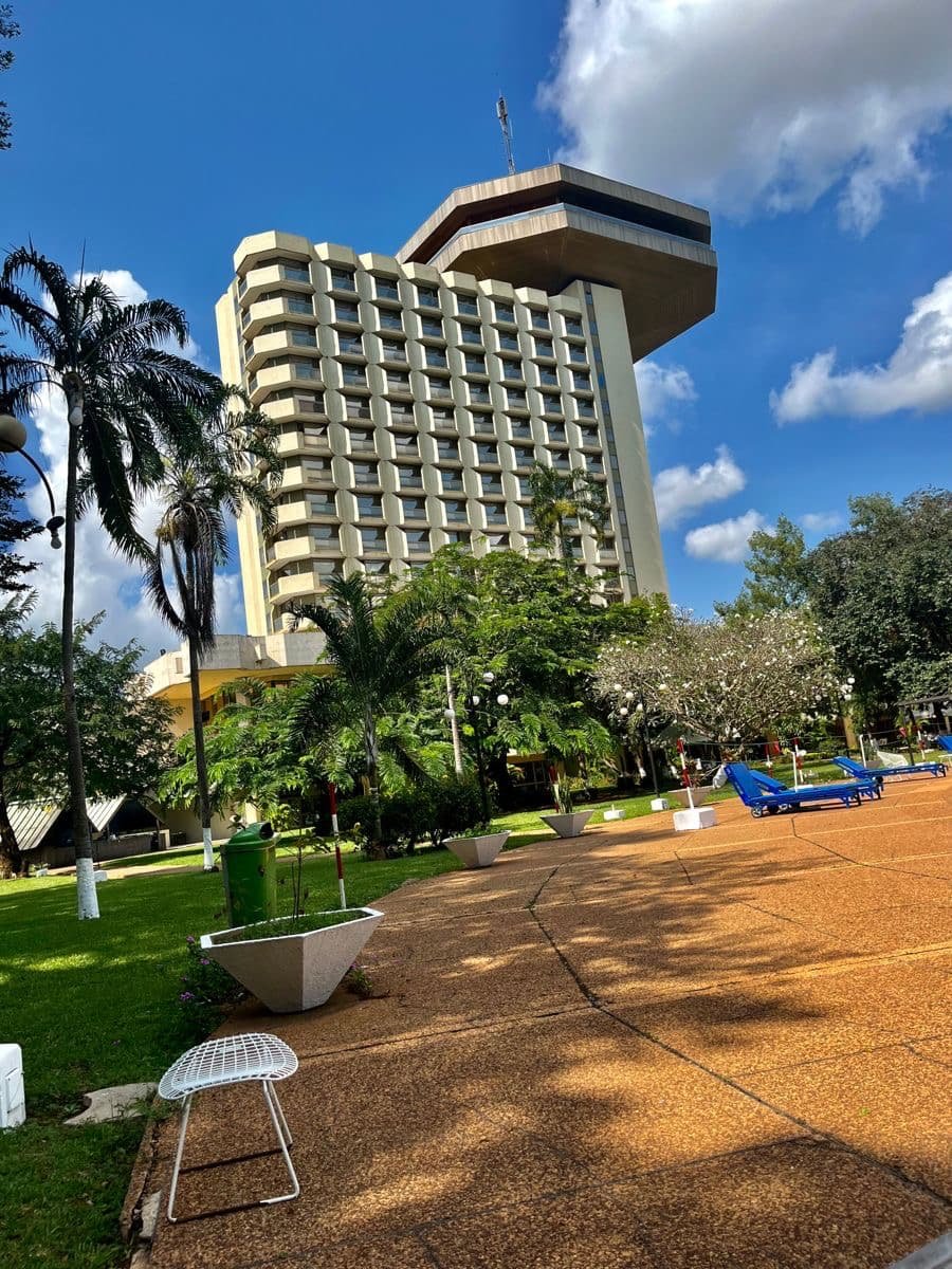 Immeuble de Yamoussoukro à l’architecture exotique